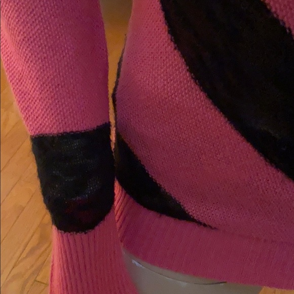 Lightweight Sweater - Picture 2 of 5